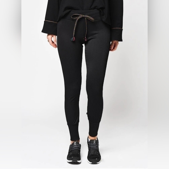 NWT Terez Stretch The Rules Ribbed Leggings Size M - Picture 1 of 8